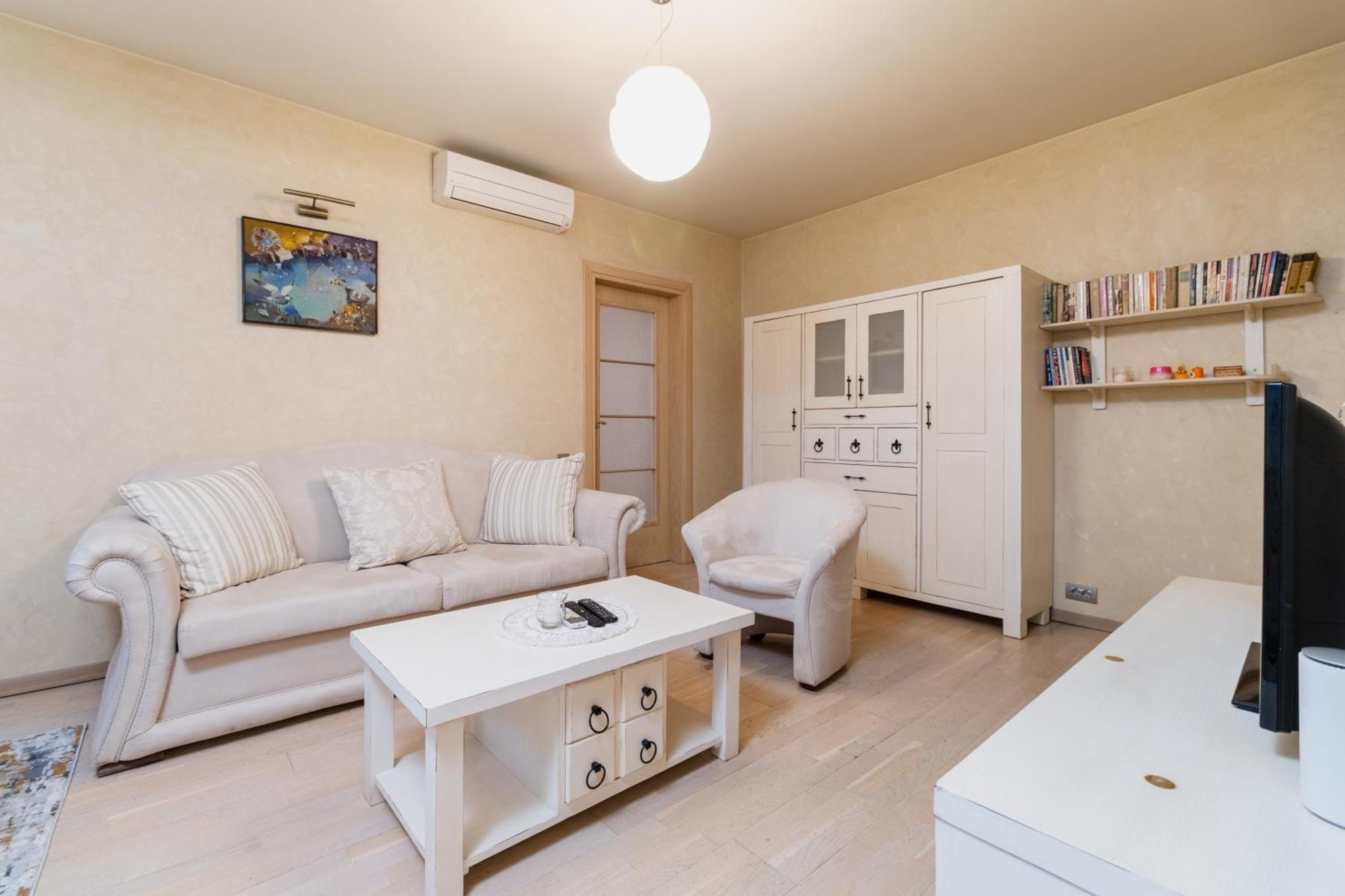 Elegant 1-Bedroom Apartment พลอฟดิฟ ภายนอก รูปภาพ