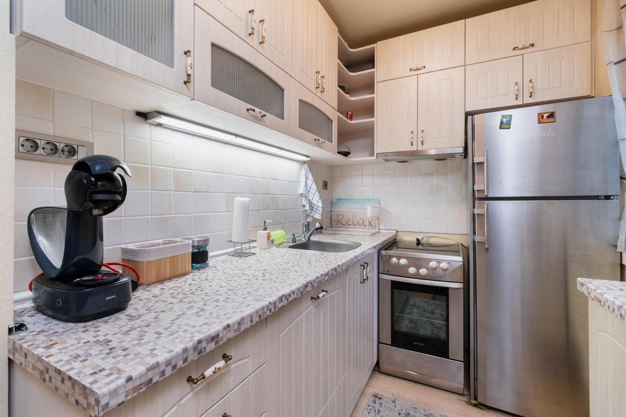 Elegant 1-Bedroom Apartment พลอฟดิฟ ภายนอก รูปภาพ